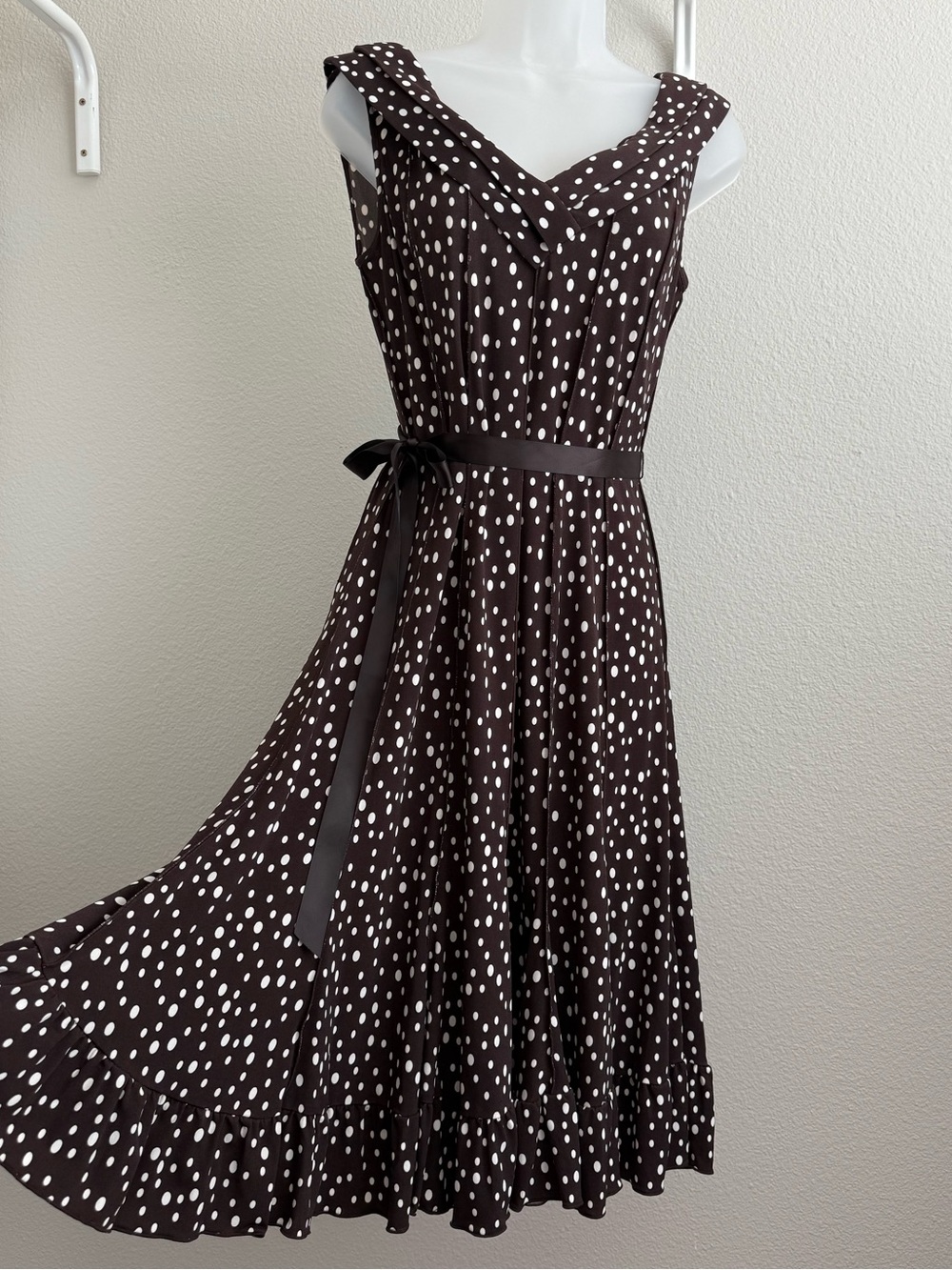 Sandra Darren Brown Polka Dot Dress Waist tie retro inspired